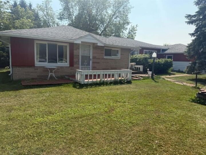 Property Photo: 1820 SE Boutell Road MI 48732
