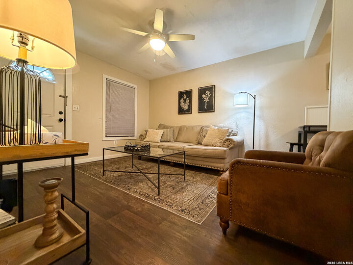 Property Photo:  707 E Jones  TX 78102 