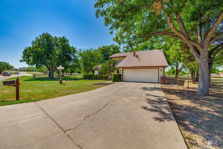 Property Photo: 1581 Becker Lane TX 76904