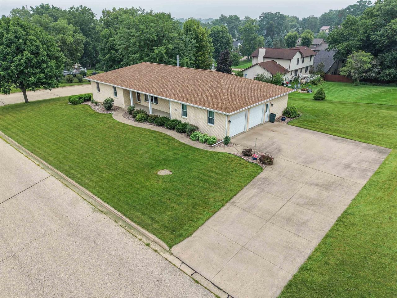 Property Photo:  590 Pioneer Road  WI 53818 