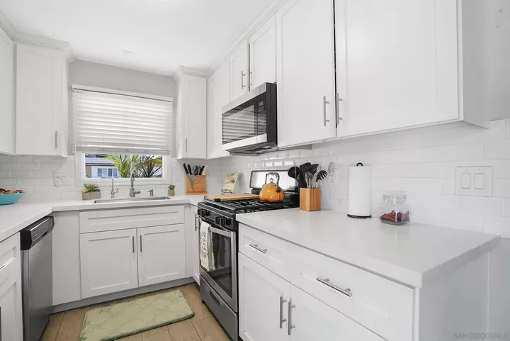 Property Photo: 1138 Purdy St CA 91977