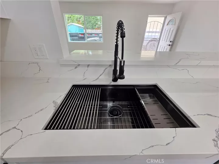 Property Photo: 558 Atlantic City B CA 93433