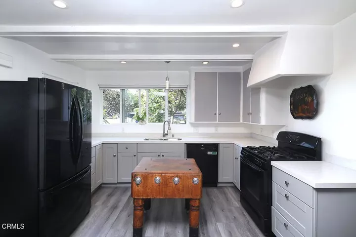 Property Photo:  3527 Fairchild Street  CA 91214 