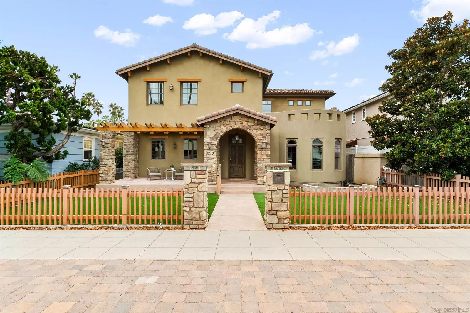 Property Photo:  4120 Bayard St  CA 92109 