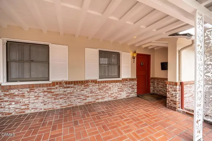 Property Photo: 568 Los Arboles Lane CA 91108