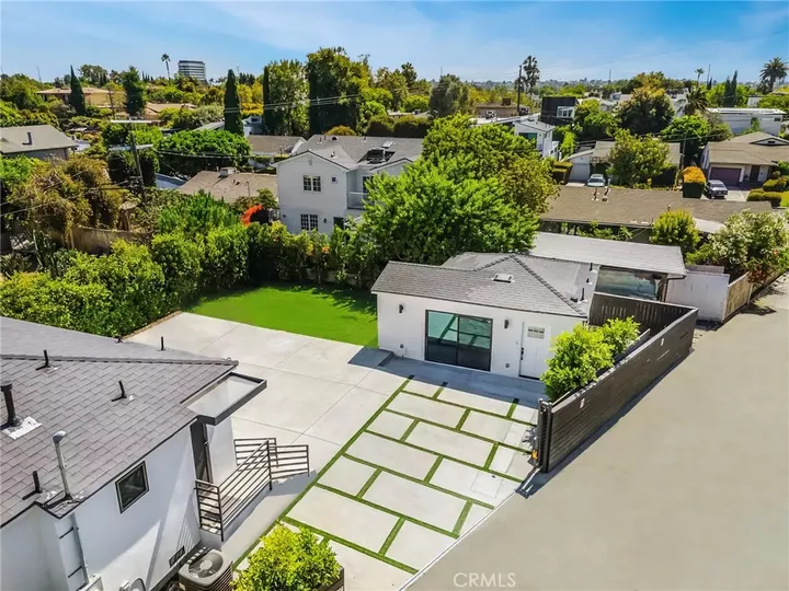 Property Photo:  3023 Glendon  CA 90034 