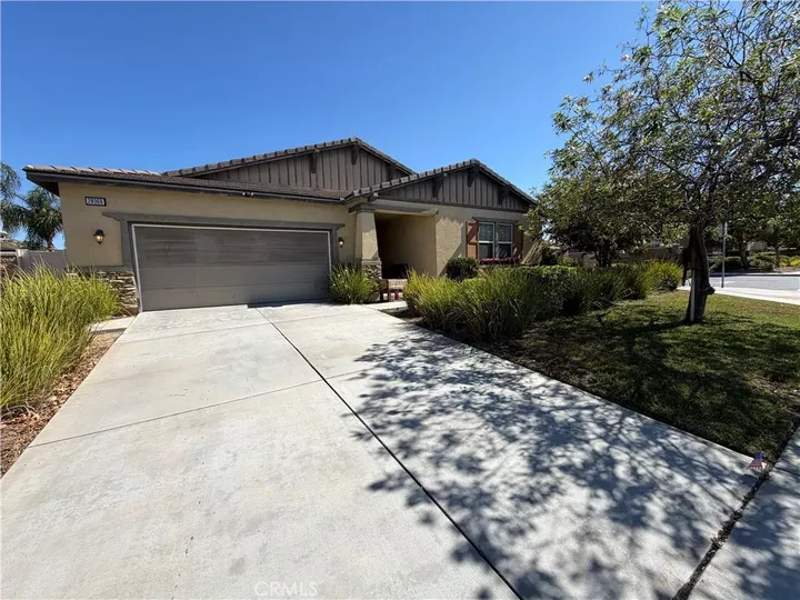 Property Photo:  28366 Tupelo  CA 92584 