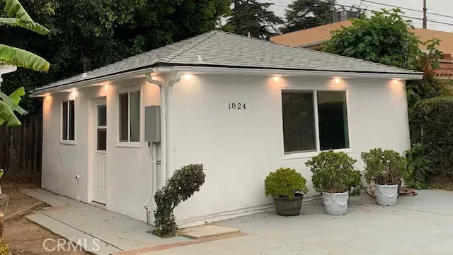 Property Photo:  1826 Wellington Road  CA 90019 