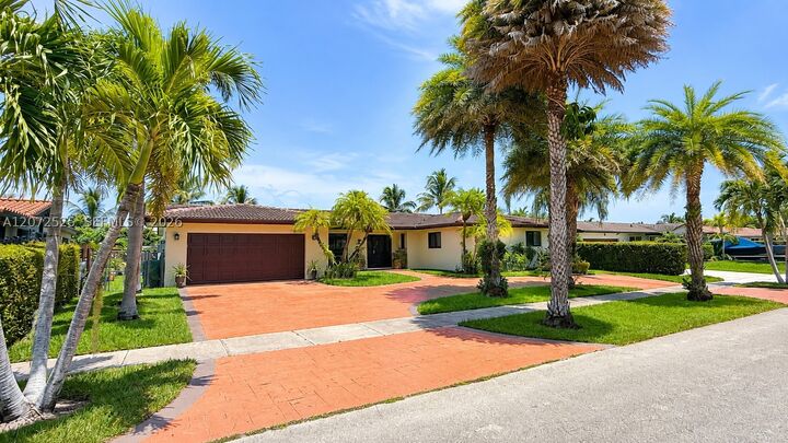 Property Photo: 14011 SW 74th Ter FL 33183