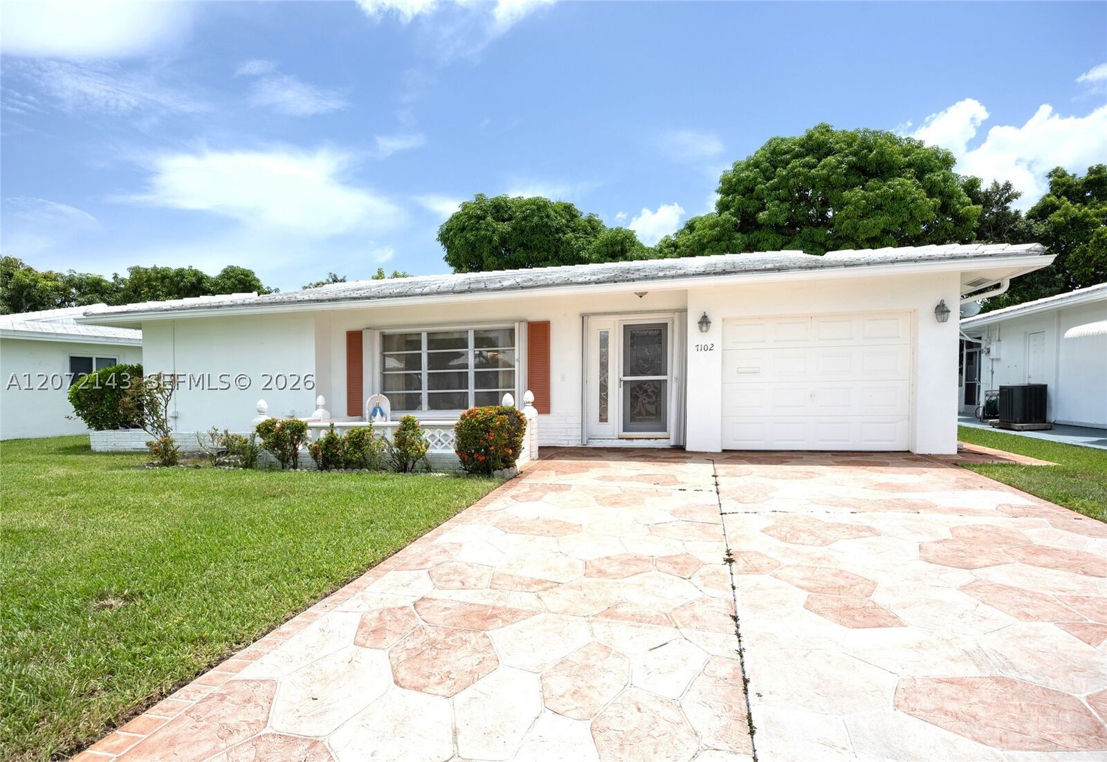 Property Photo:  7102 NW 71st St  FL 33321 