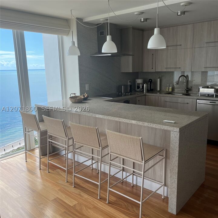 Property Photo: 881 Ocean Dr 18B FL 33149
