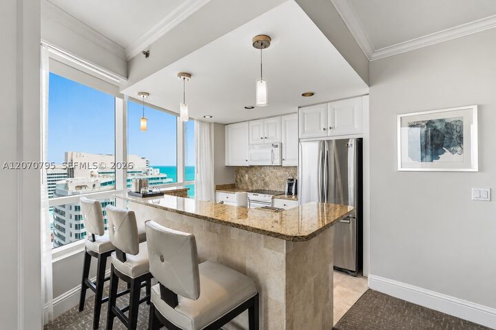 Property Photo: 4401 Collins Ave 1915/1917 FL 33140