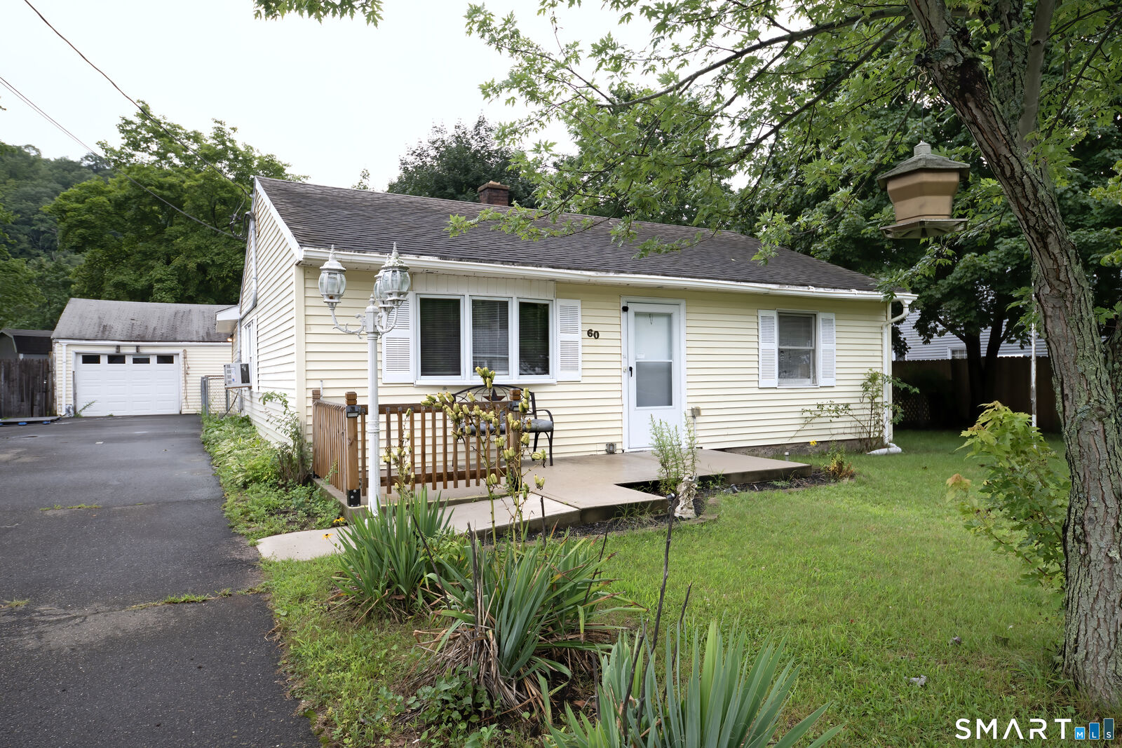 Property Photo:  60 Van Horn Drive  CT 06512 