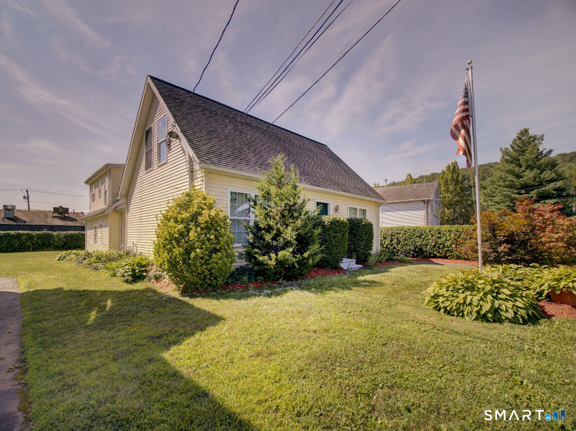 Property Photo:  6 Mettler Street  CT 06525 