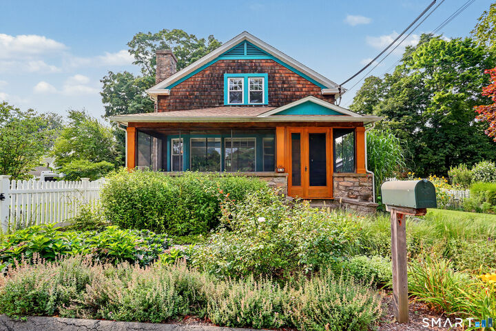 Property Photo:  44 Taylor Place  CT 06405 