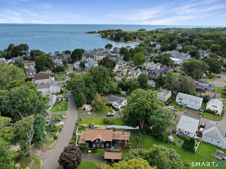 Property Photo: 44 Taylor Place CT 06405