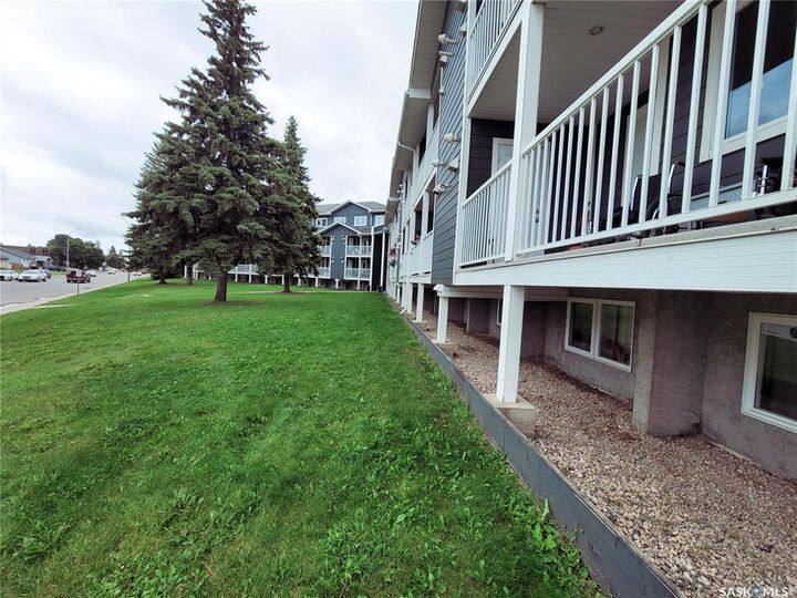 Property Photo: 515 28th Street E 107 SK S6V 1X8