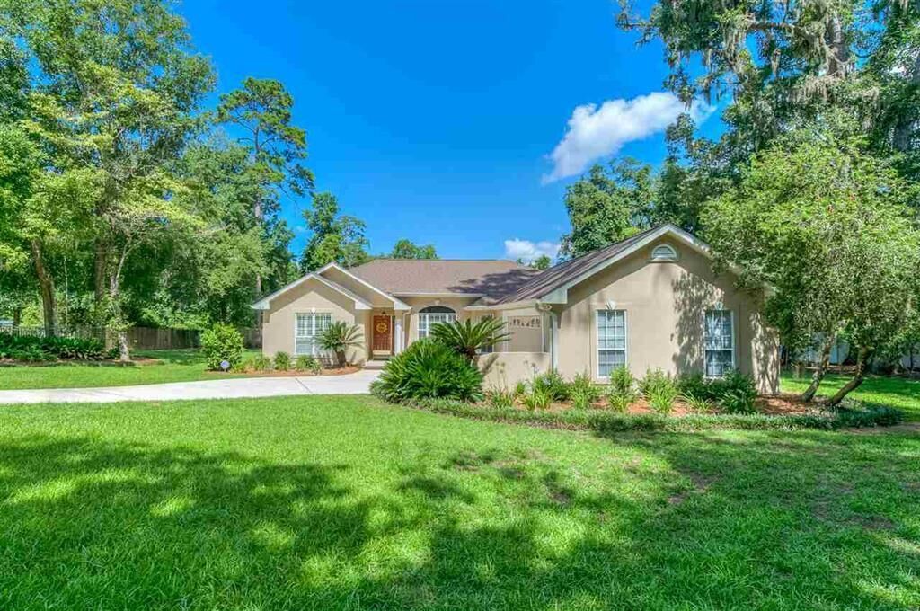 Property Photo:  3438 Paces Ferry Road  FL 32309 