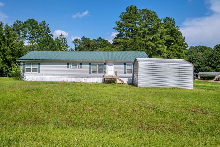 Property Photo:  13 Sparrow Court  FL 32333 