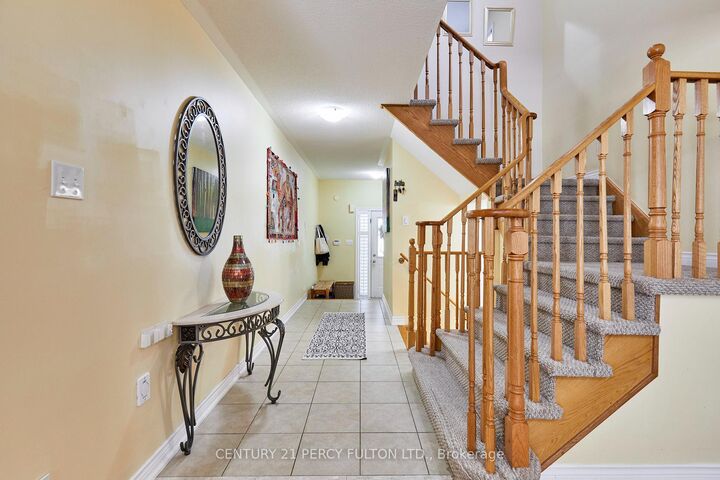 Property Photo:  14 Draycott Avenue  ON L1Z 0K2 
