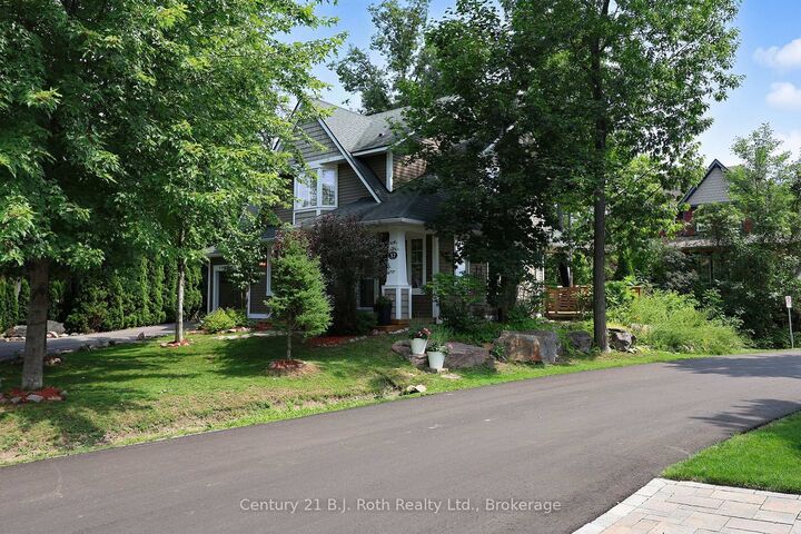 Property Photo:  37 Country Trail  ON L0K 1S0 
