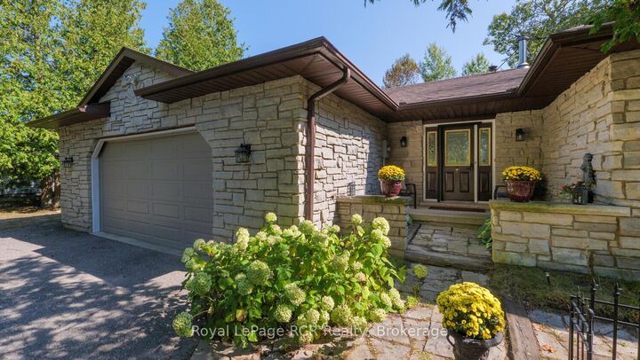 Property Photo: 55 Shamrock Boulevard ON N0H 2T0