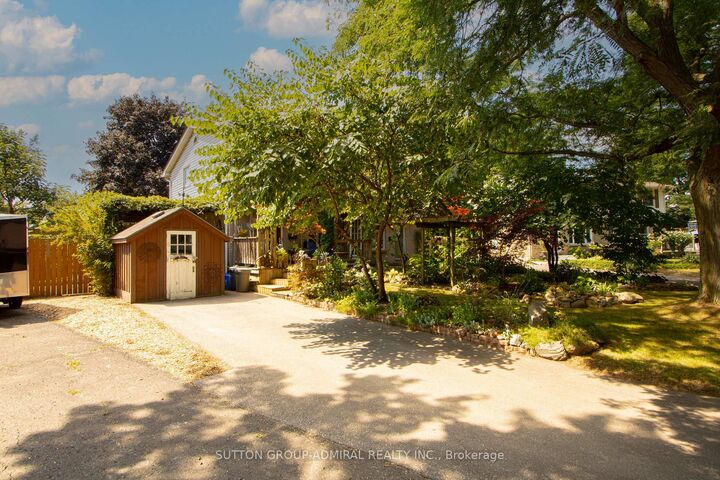 Property Photo: 59 Breckenridge Crescent ON N6E 1H6