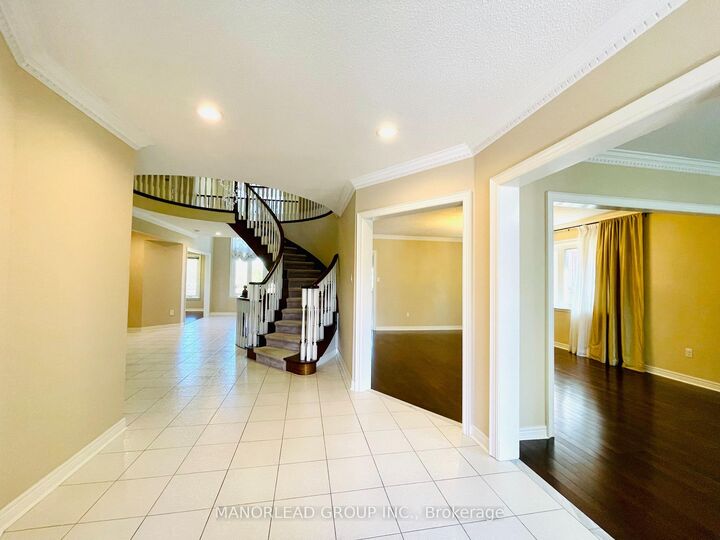 Property Photo: 16 Headford Avenue ON L4B 3V7