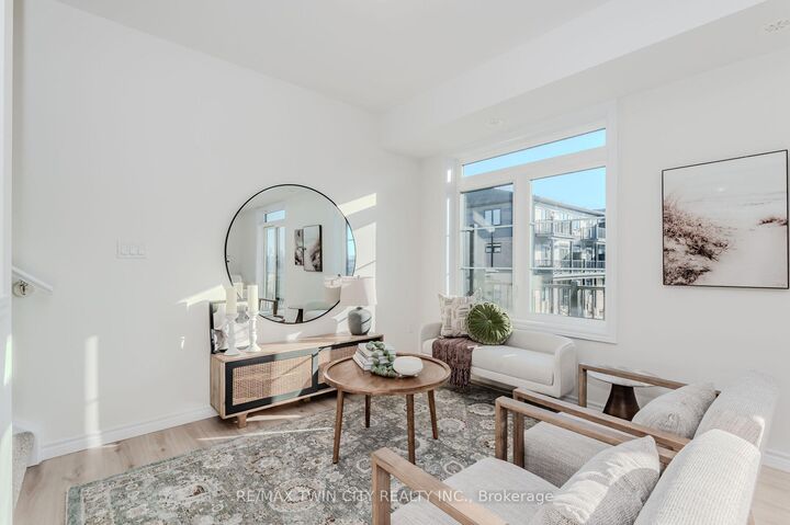 Property Photo:  22 Lomond Lane  ON N2R 0T6 