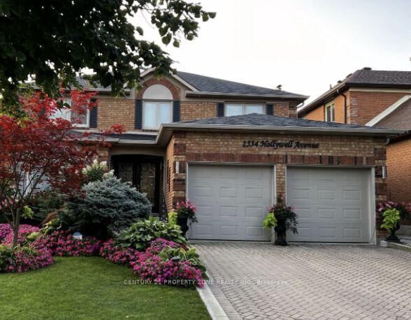 Property Photo:  1534 Hollywell Avenue  ON L5N 4P5 