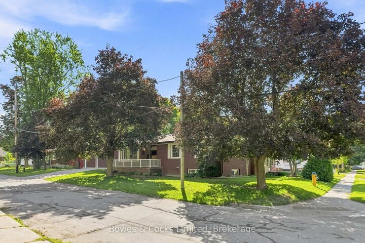 Property Photo: 687 Lundy's Lane ON K9J 4J9