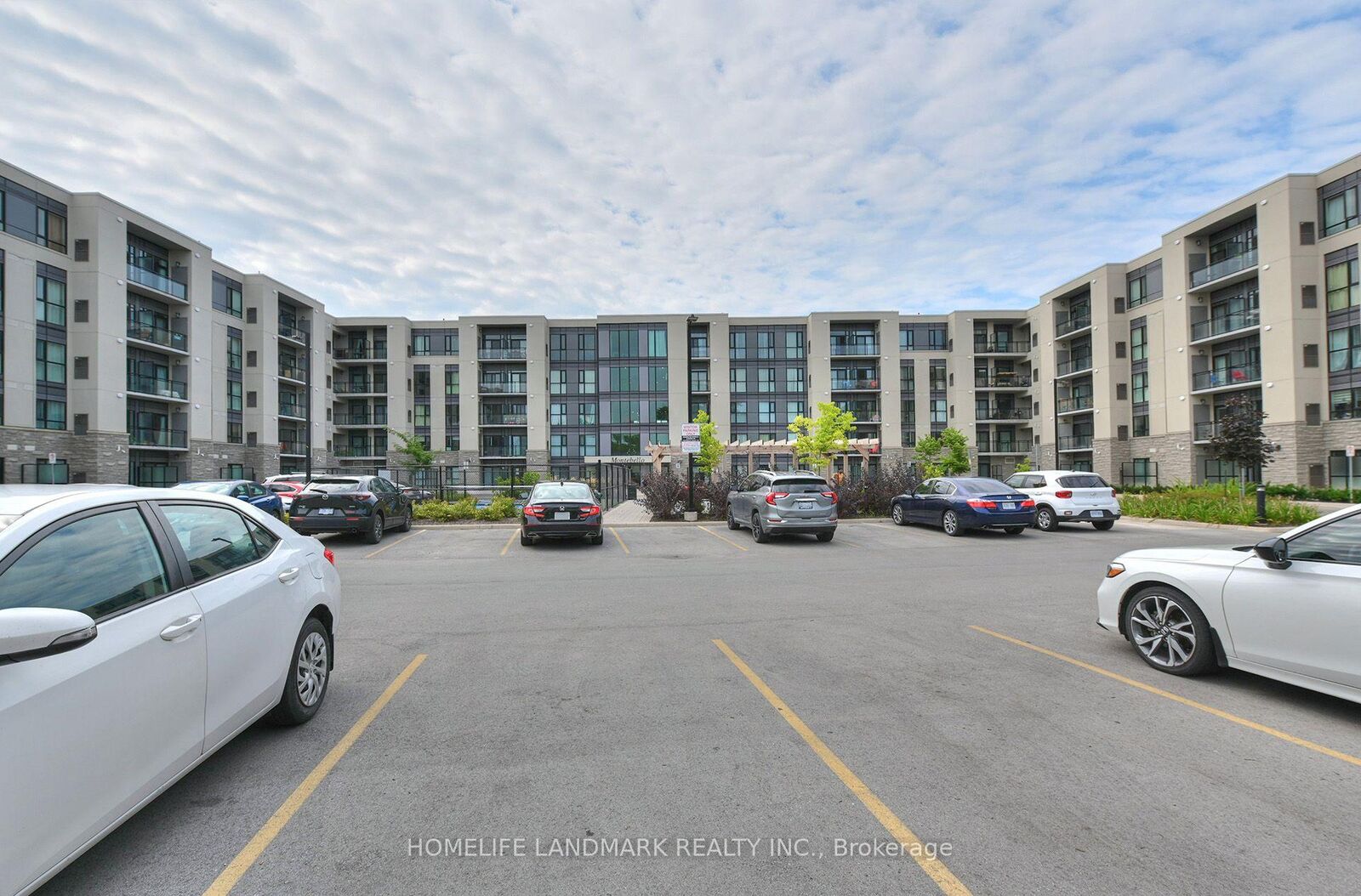 Property Photo: 50 Herrick Avenue #115 ON L2P 2T9