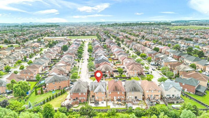 Property Photo:  48 Game Creek Crescent  ON L7A 0K3 