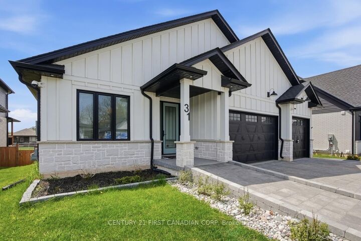 Property Photo: 31 Briscoe Crescent ON N6H 0G3