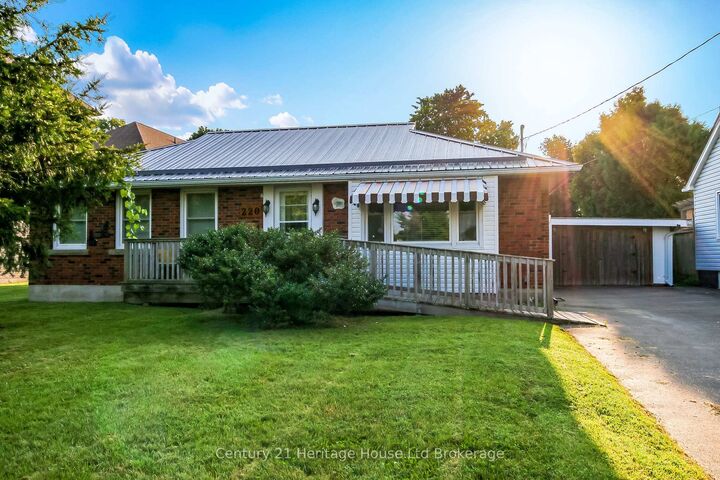 Property Photo: 220 Clarke Street N ON N4S 7M7