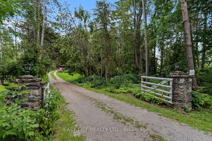 Property Photo: 51 Leslie Frost Lane ON K9V 4R6