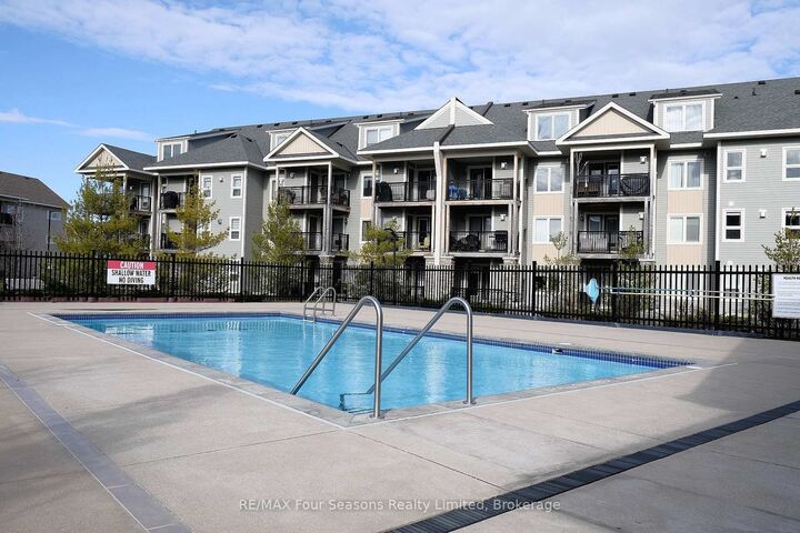 Property Photo: 4 Cove Court 302 ON L9Y 0Y6