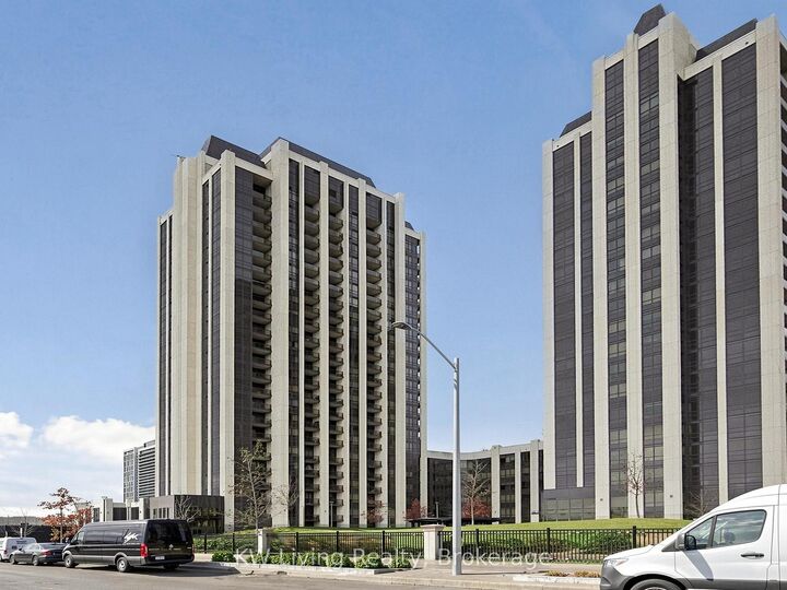 9075 Jane Street 2104 — photo 1