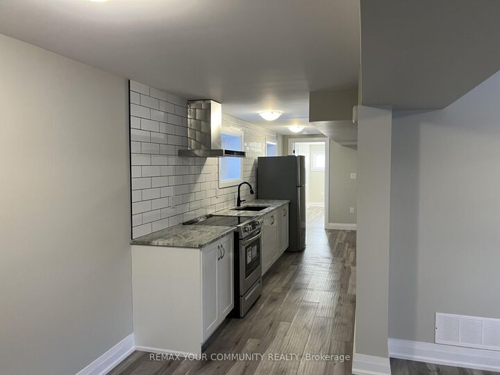 Property Photo:  52A Janice Drive  ON L4N 5N4 