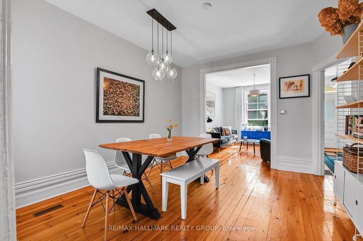 Property Photo: 142 River Lane ON K1M 1T1