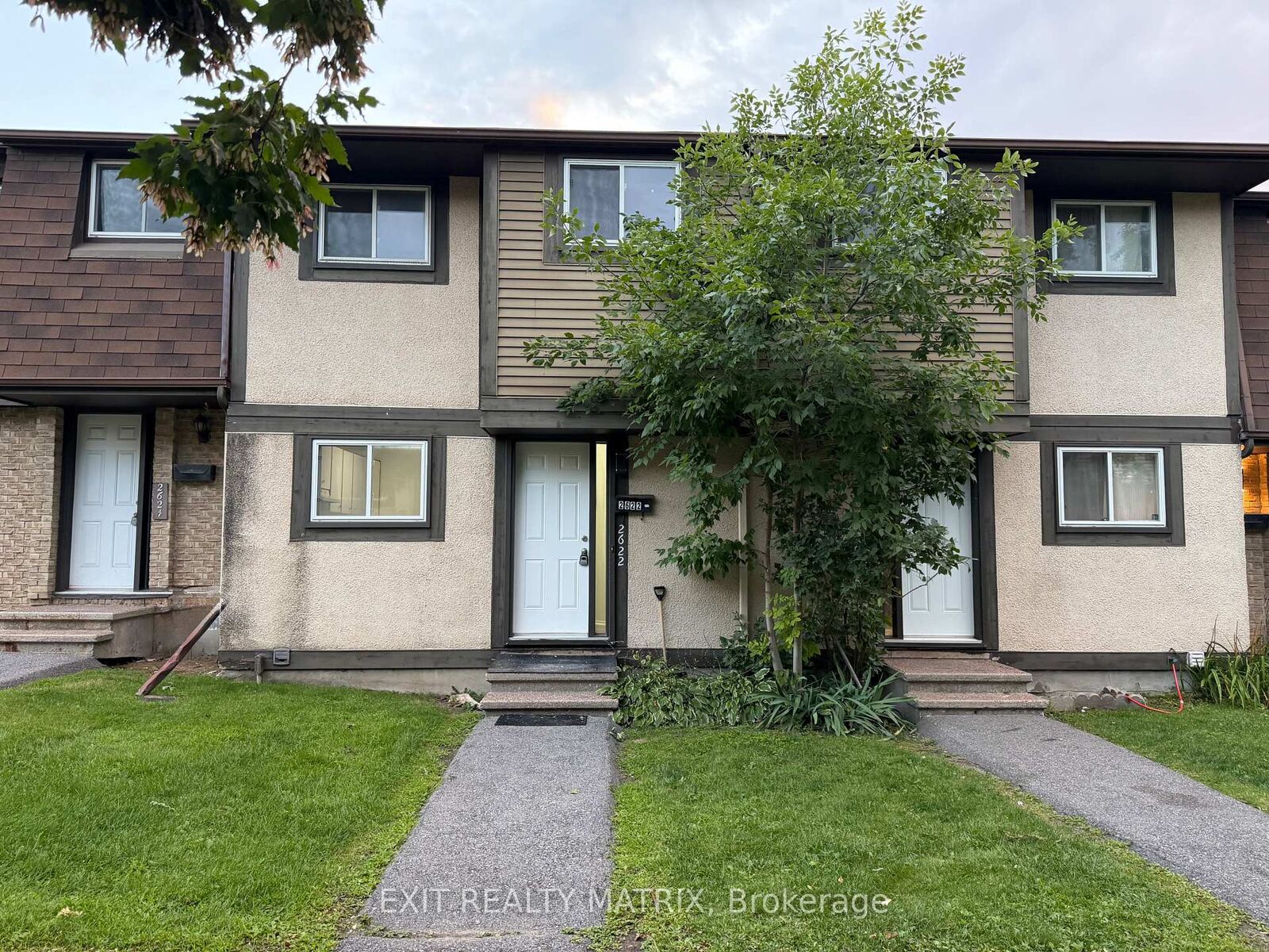 Property Photo: 2622 Pimlico Crescent 123 ON K1T 2A8