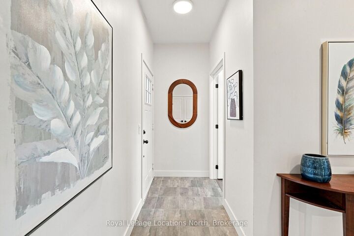 Property Photo: 21 Beckwith Lane 206 ON L9Y 3B6