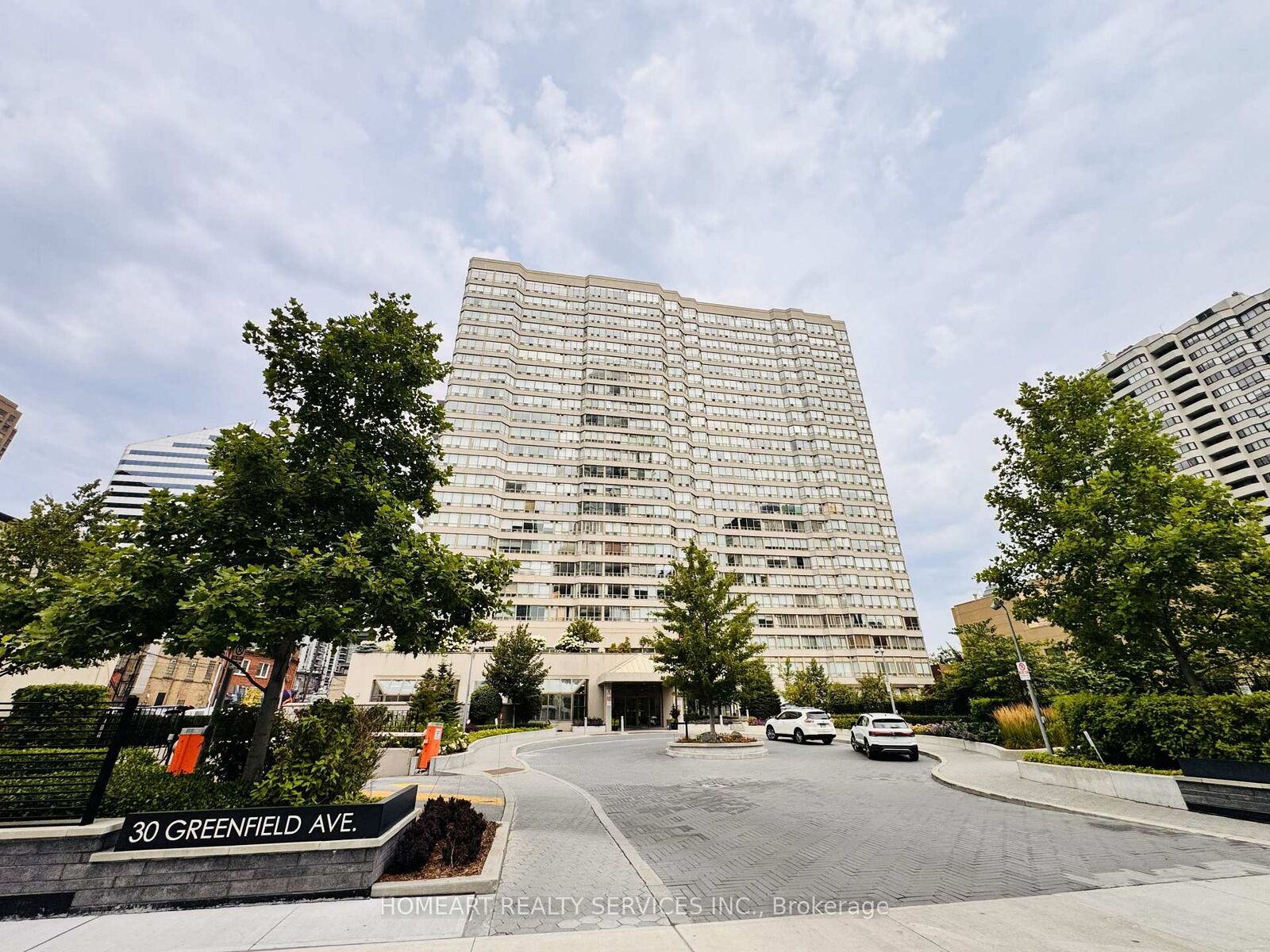 Property Photo:  30 Greenfield Avenue 1806  ON M2N 6N3 