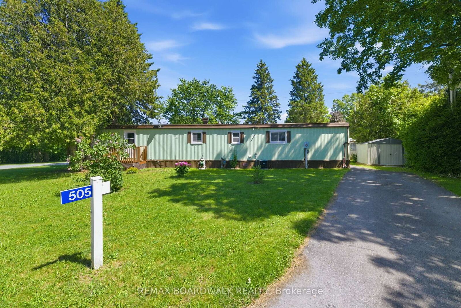 Property Photo: 505 Maple Grove Road ON K7C 4R5