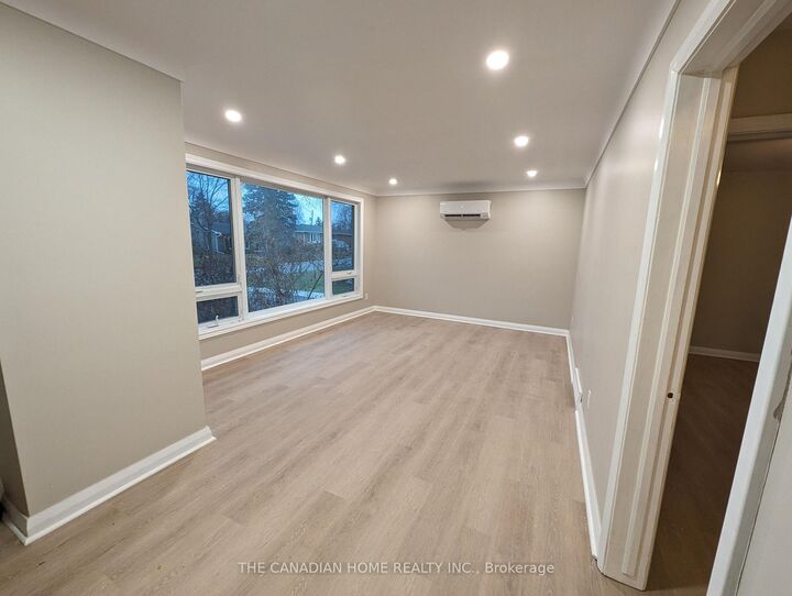 Property Photo:  60 Campbell Crescent #1  ON K7M 1Z5 