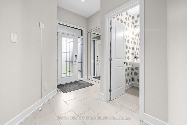 Property Photo: 605 Tennant Way ON K4M 0C6