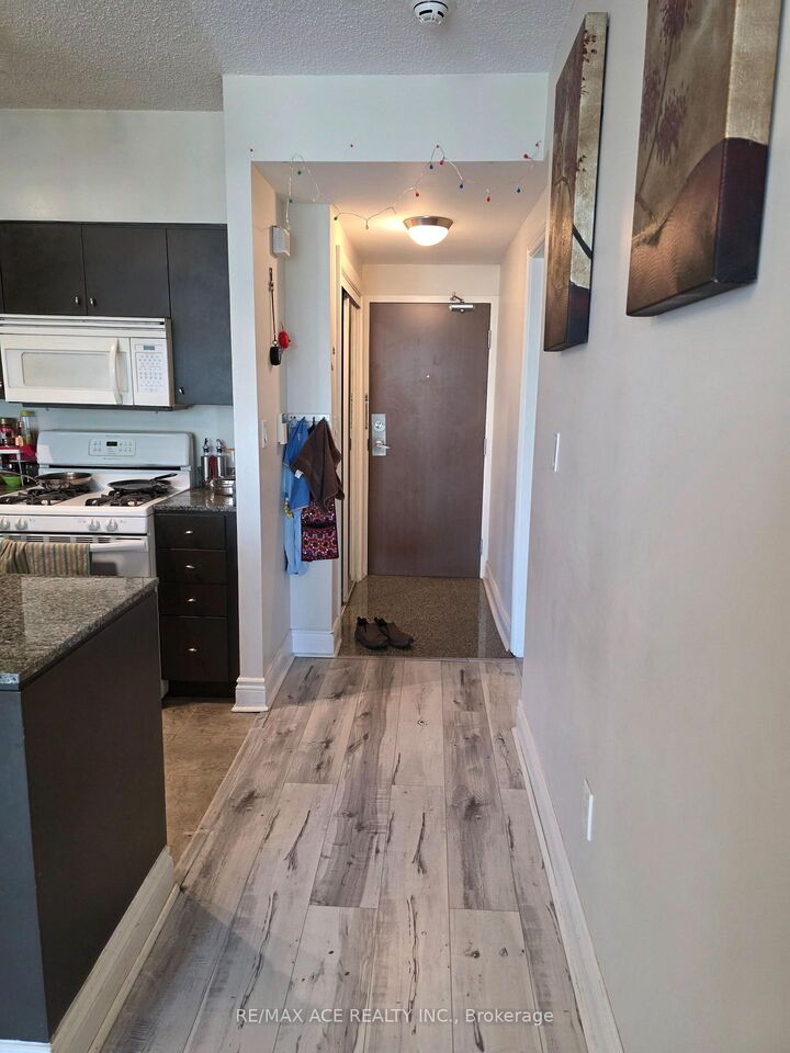 Property Photo: 35 Mariner Terrace 1801 ON M5V 3V9
