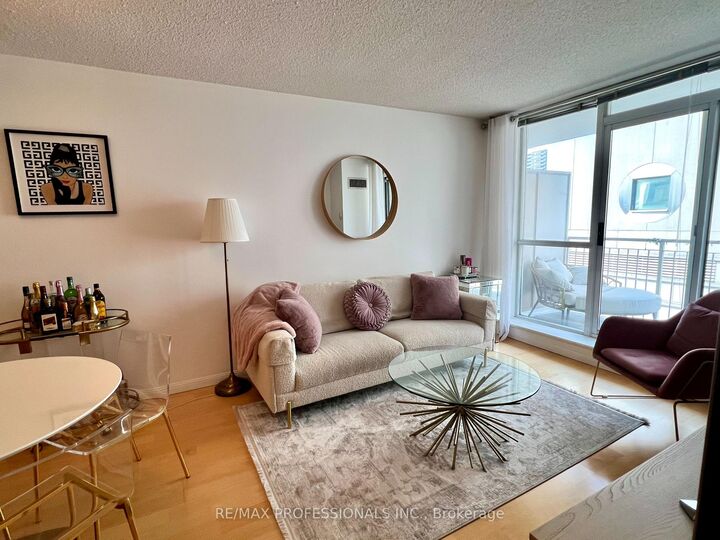 Photo de la propriété:  18 Stafford Street 607  ON M5V 3W4 