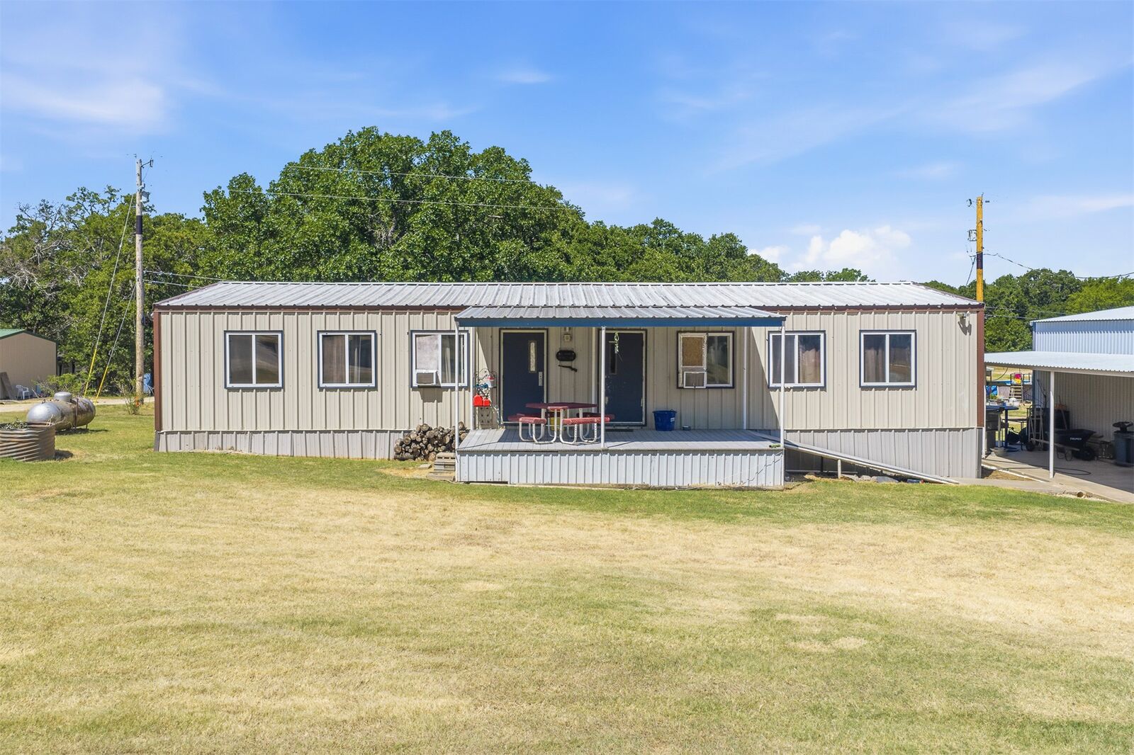 Property Photo: 9817 Polecat OK 73439