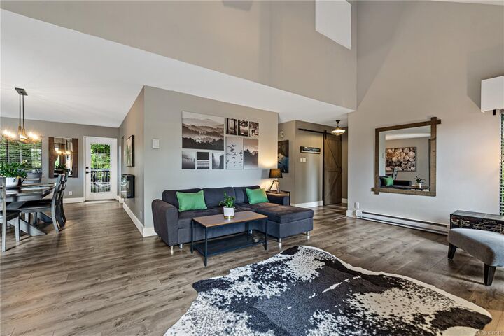 Property Photo:  531 Summit Dr  BC V9T 5J7 
